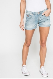 pantaloni scurti de blugi fete ieftini
