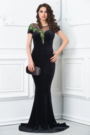 rochie neagra lunga marime mare